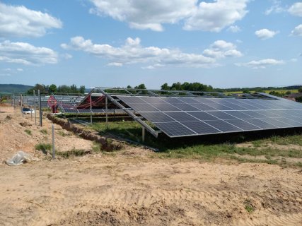 Solar Global spouští novou fotovoltaickou elektrárnu v Mladějově na Moravě s instalovaným výkonem 950,4 kWp
